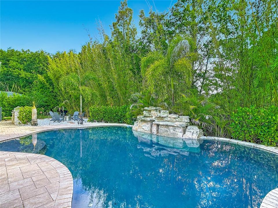 Active With Contract: $819,900 (4 beds, 3 baths, 2877 Square Feet)