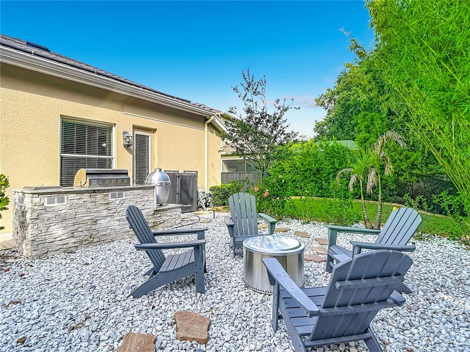 Active With Contract: $819,900 (4 beds, 3 baths, 2877 Square Feet)