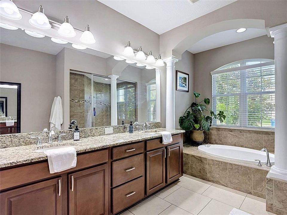Active With Contract: $819,900 (4 beds, 3 baths, 2877 Square Feet)