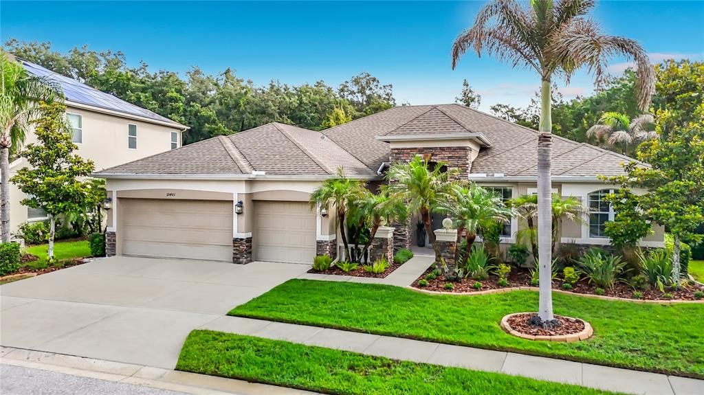 Active With Contract: $819,900 (4 beds, 3 baths, 2877 Square Feet)