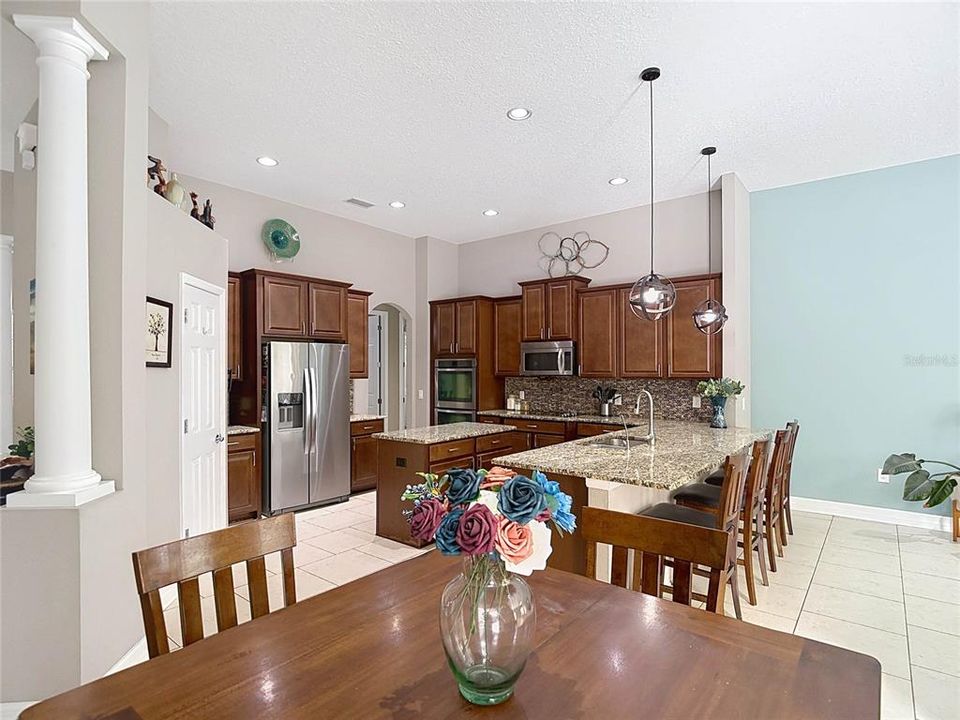 Active With Contract: $819,900 (4 beds, 3 baths, 2877 Square Feet)