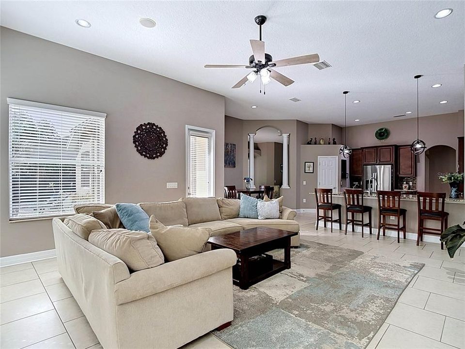 Active With Contract: $819,900 (4 beds, 3 baths, 2877 Square Feet)