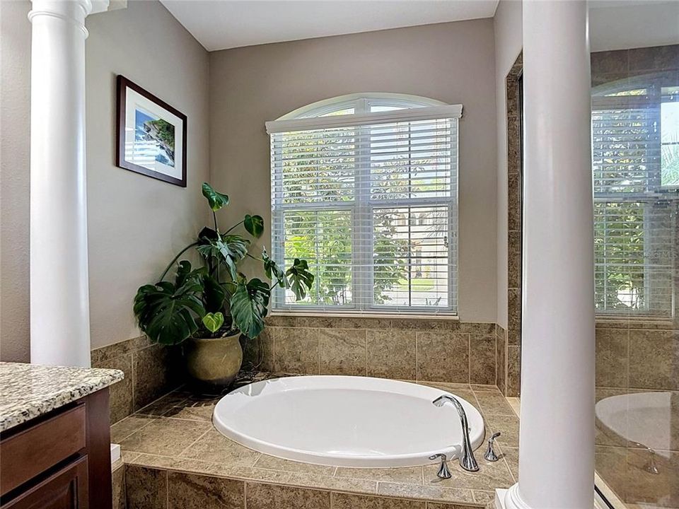 Active With Contract: $819,900 (4 beds, 3 baths, 2877 Square Feet)