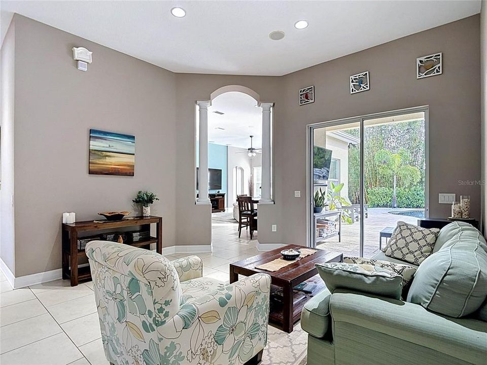 Active With Contract: $819,900 (4 beds, 3 baths, 2877 Square Feet)