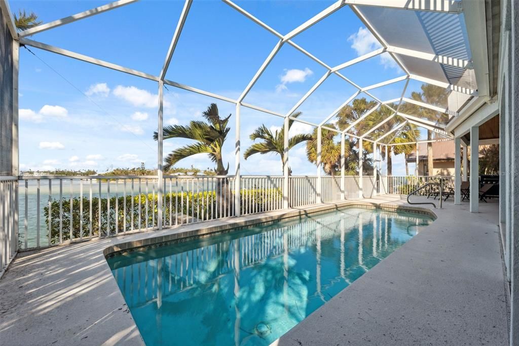 En Venta: $3,750,000 (5 camas, 4 baños, 3640 Pies cuadrados)