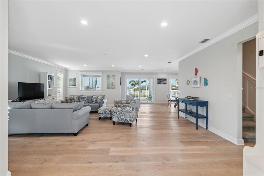 En Venta: $3,750,000 (5 camas, 4 baños, 3640 Pies cuadrados)