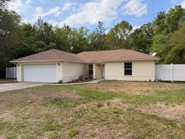 Active With Contract: $154,000 (3 beds, 2 baths, 1479 Square Feet)