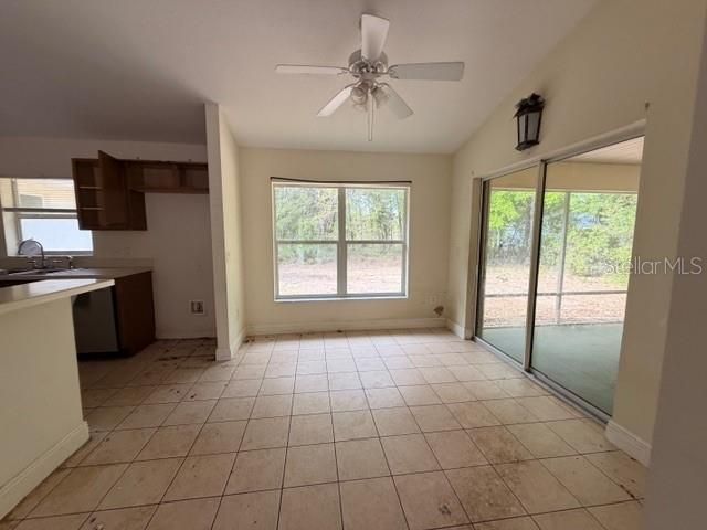 Active With Contract: $154,000 (3 beds, 2 baths, 1479 Square Feet)