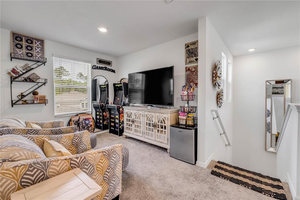 For Sale: $439,000 (4 beds, 3 baths, 2010 Square Feet)