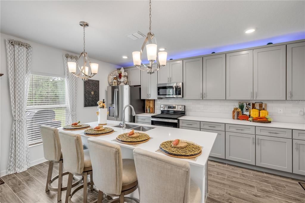 For Sale: $439,000 (4 beds, 3 baths, 2010 Square Feet)