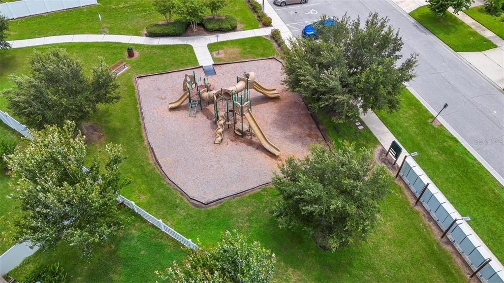 В аренду: $3,000 (4 спален, 2 ванн, 2174 Квадратных фут)