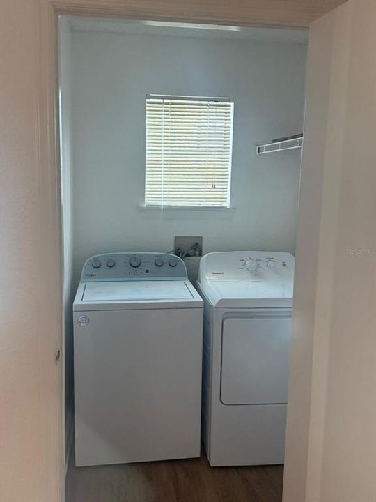 For Sale: $174,899 (2 beds, 2 baths, 1026 Square Feet)