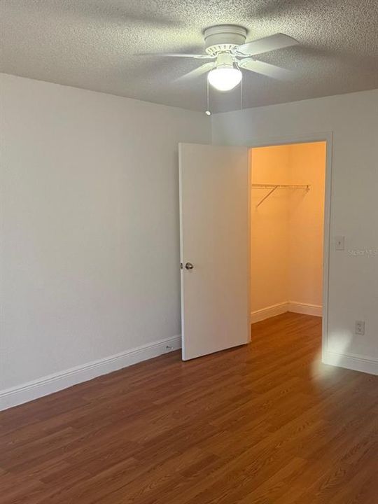 For Sale: $174,899 (2 beds, 2 baths, 1026 Square Feet)