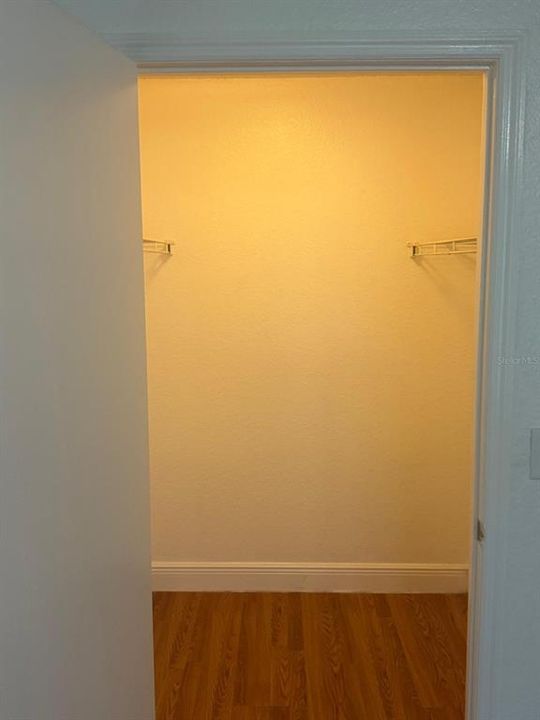 For Sale: $174,899 (2 beds, 2 baths, 1026 Square Feet)