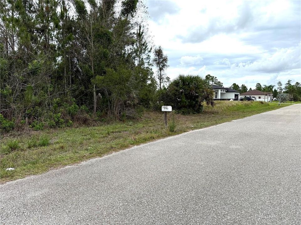 待售: $39,900 (0.50 acres)
