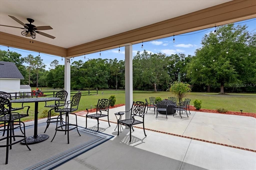 For Sale: $680,000 (4 beds, 2 baths, 2688 Square Feet)