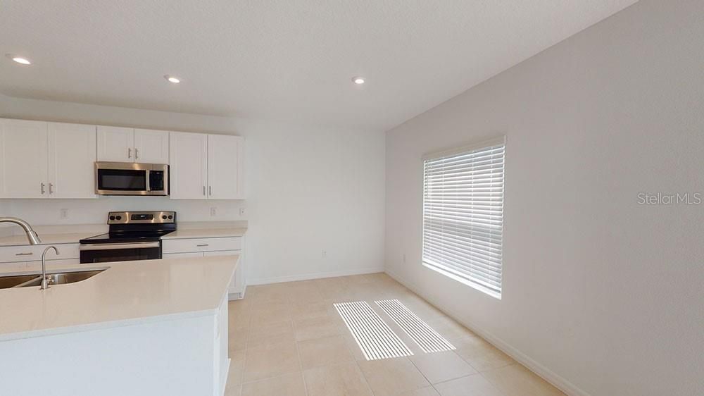 For Sale: $399,990 (5 beds, 3 baths, 2287 Square Feet)