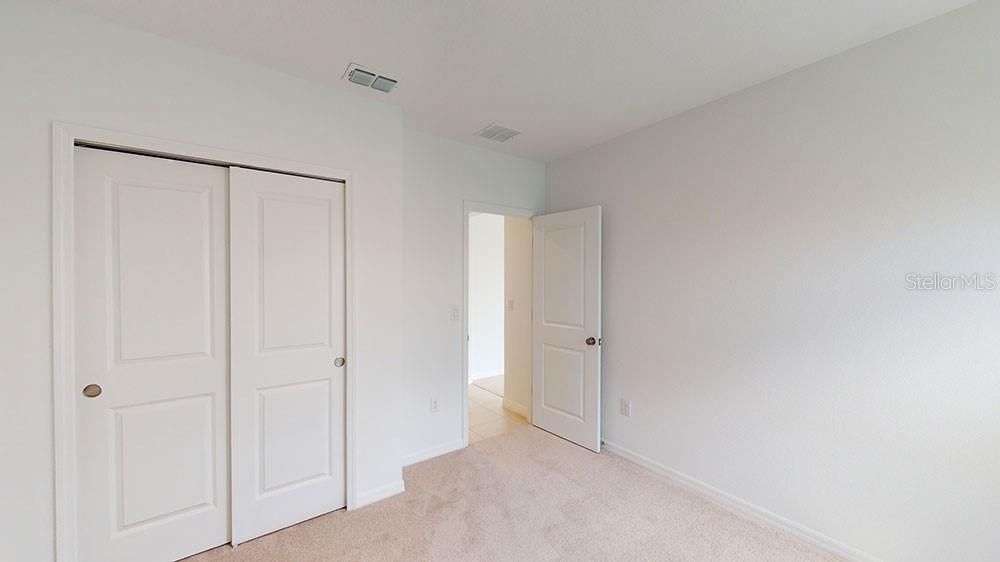 For Sale: $399,990 (5 beds, 3 baths, 2287 Square Feet)