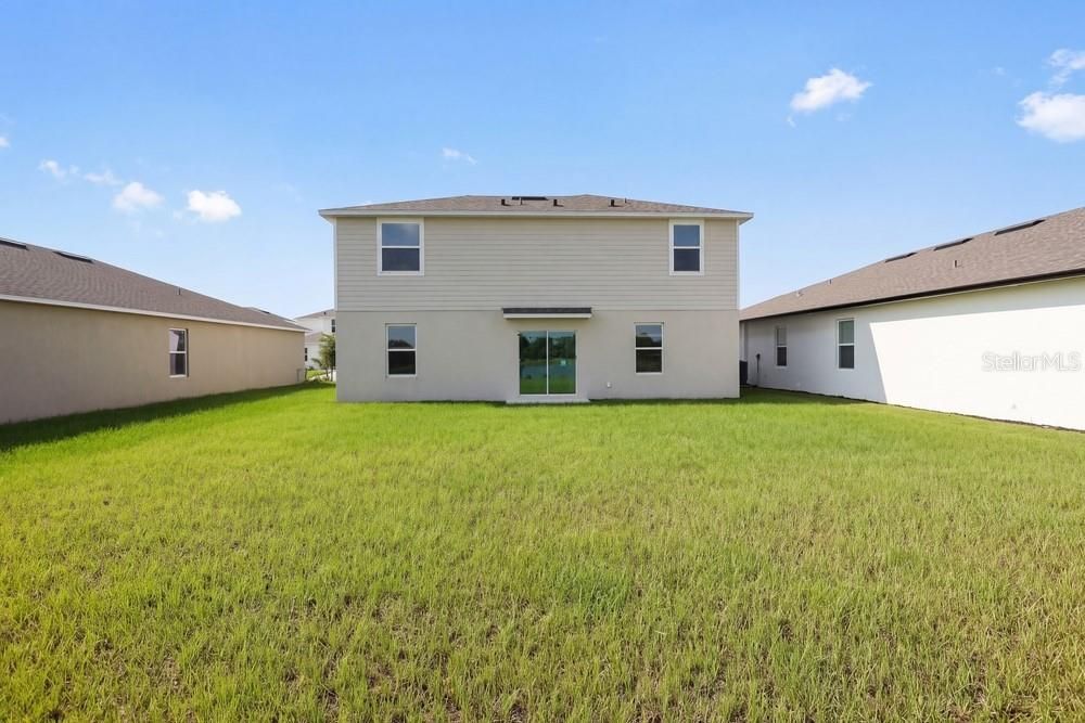 For Sale: $359,900 (5 beds, 3 baths, 2287 Square Feet)