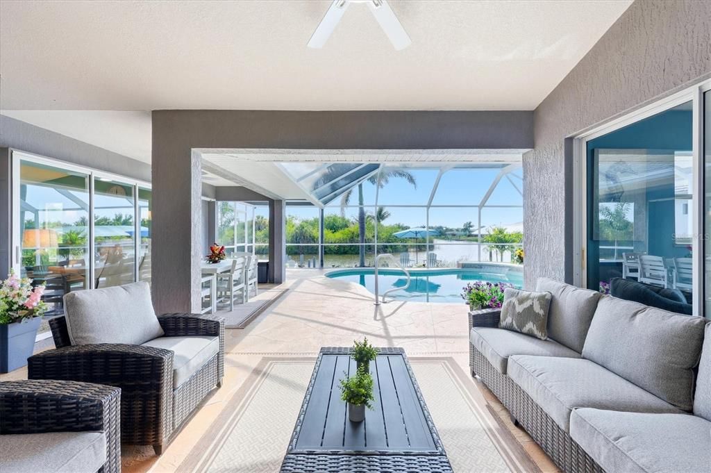 En Venta: $785,000 (3 camas, 2 baños, 2346 Pies cuadrados)