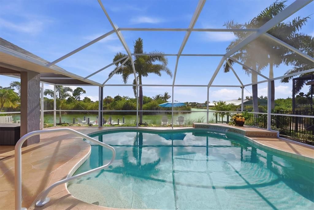 En Venta: $785,000 (3 camas, 2 baños, 2346 Pies cuadrados)