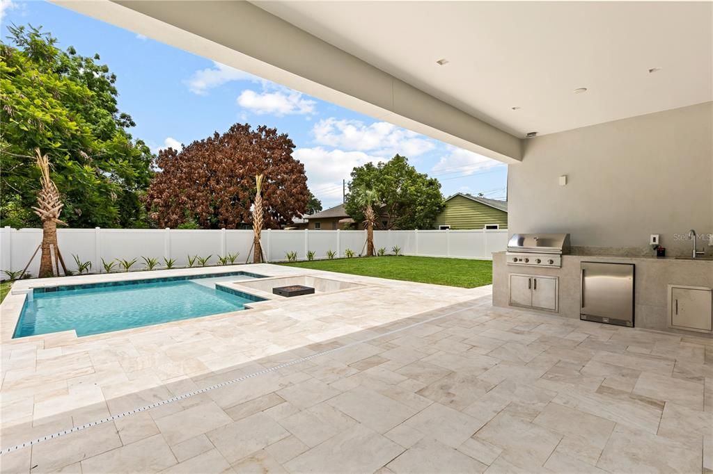 For Sale: $1,700,000 (5 beds, 5 baths, 3452 Square Feet)
