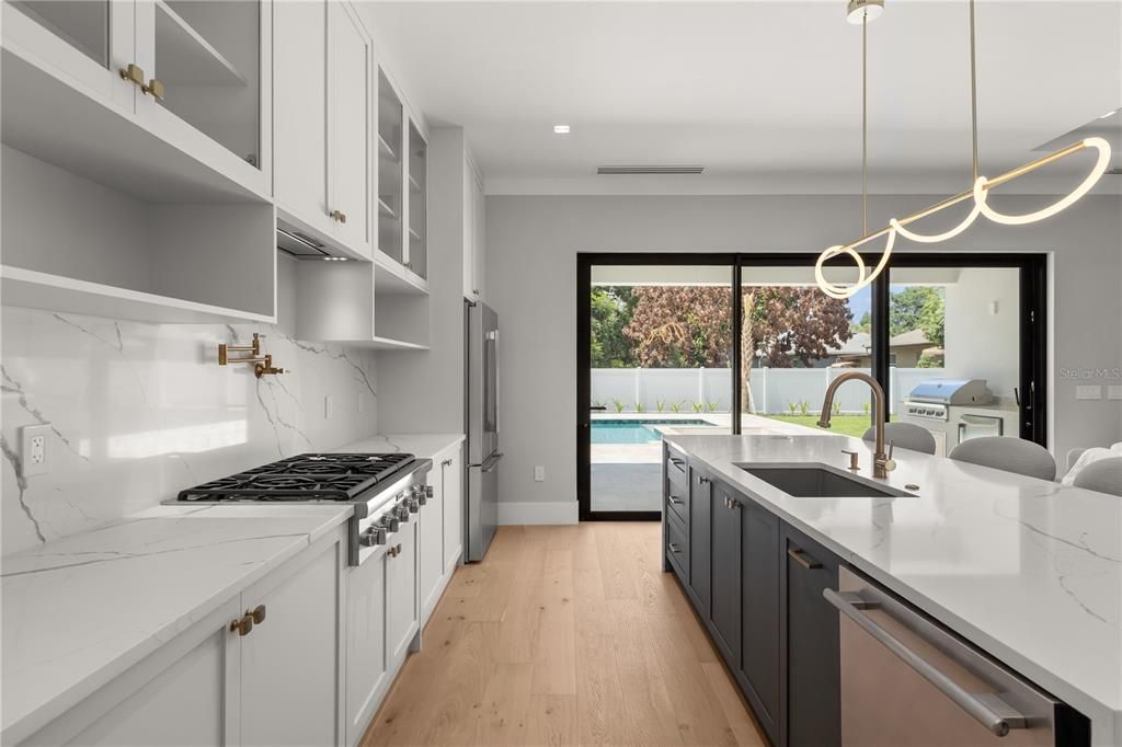 For Sale: $1,700,000 (5 beds, 5 baths, 3452 Square Feet)