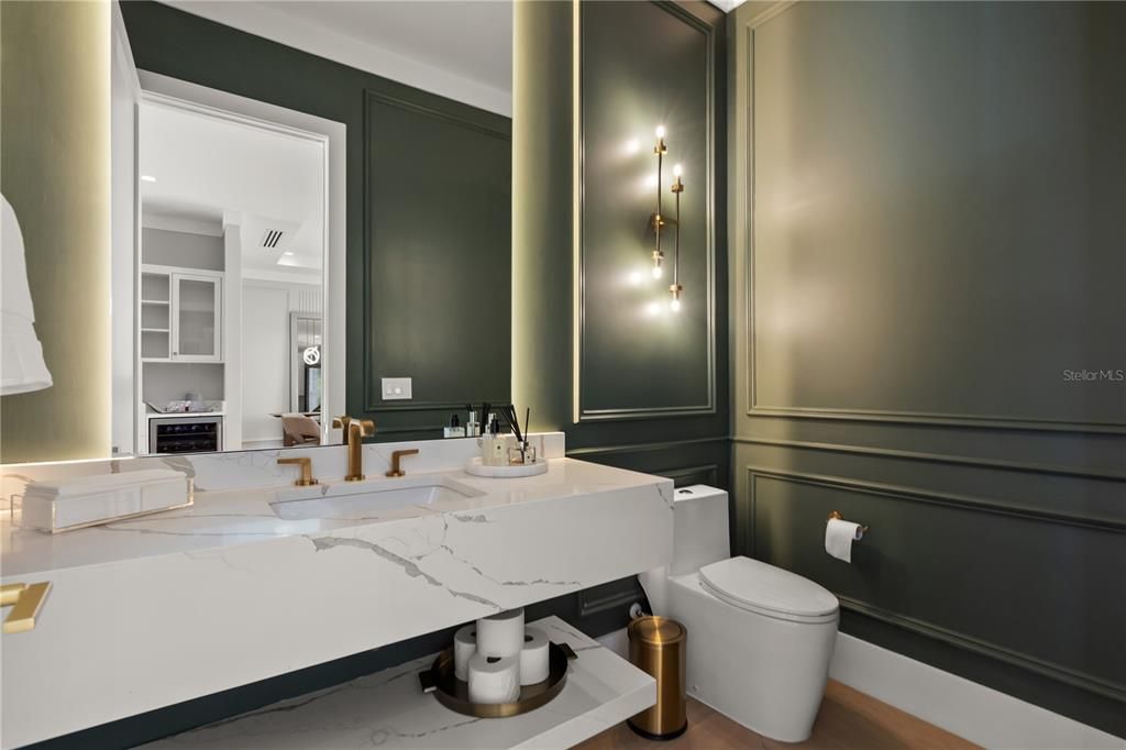 For Sale: $1,700,000 (5 beds, 5 baths, 3452 Square Feet)