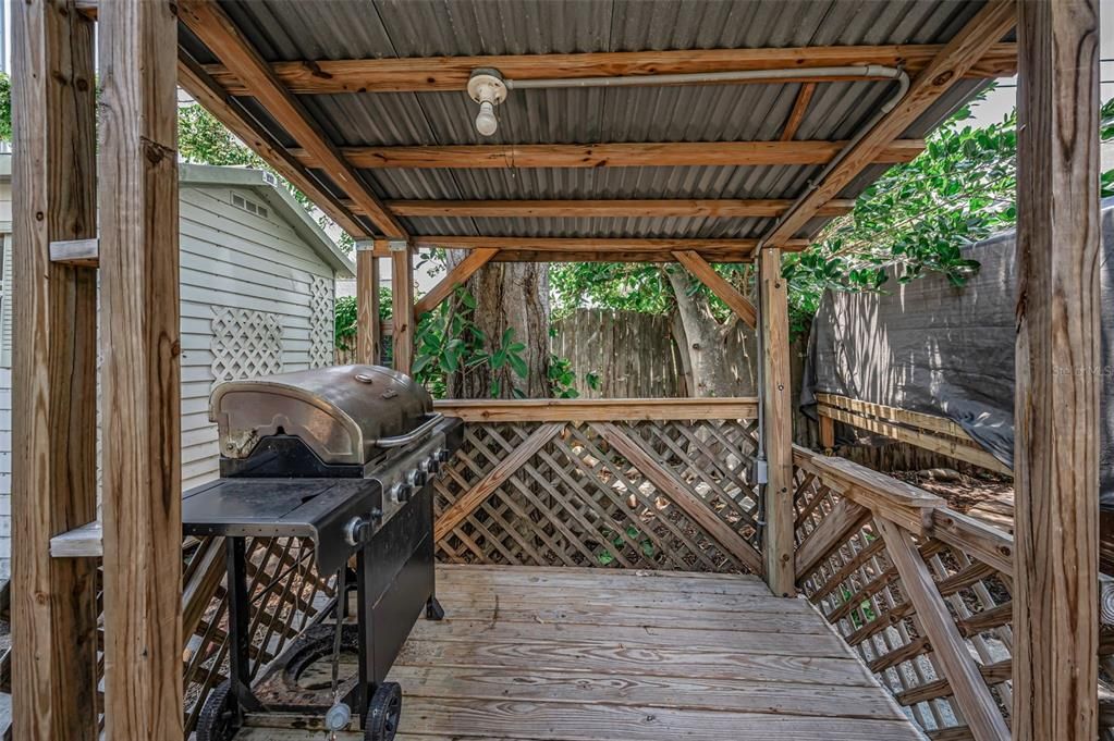 For Sale: $727,000 (3 beds, 2 baths, 1505 Square Feet)