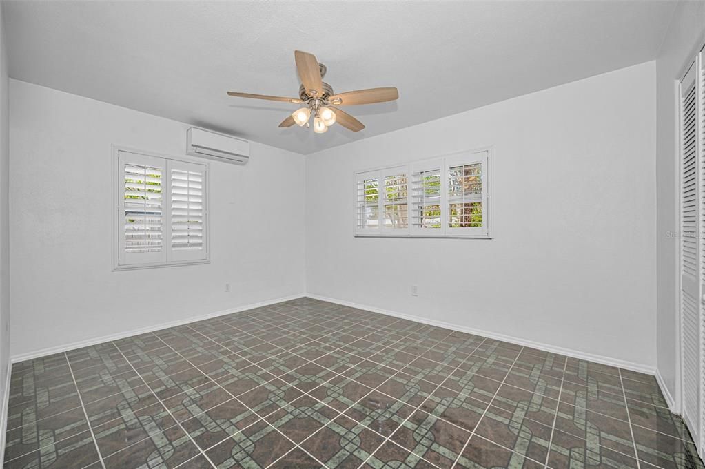 For Sale: $727,000 (3 beds, 2 baths, 1505 Square Feet)
