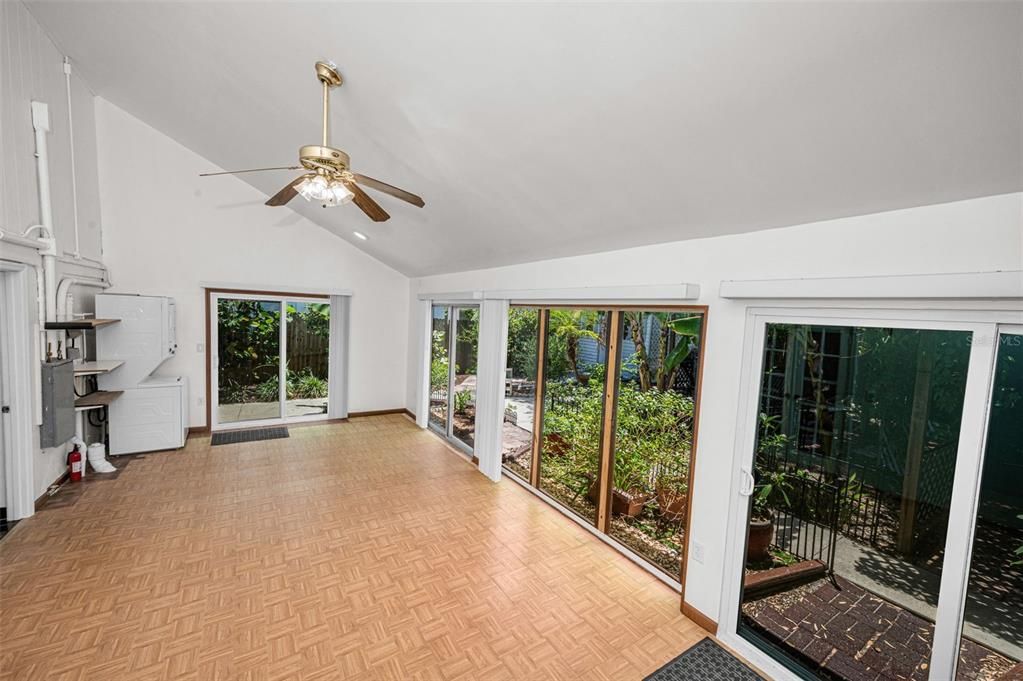 For Sale: $727,000 (3 beds, 2 baths, 1505 Square Feet)