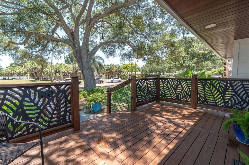 For Sale: $1,325,000 (6 beds, 5 baths, 3646 Square Feet)