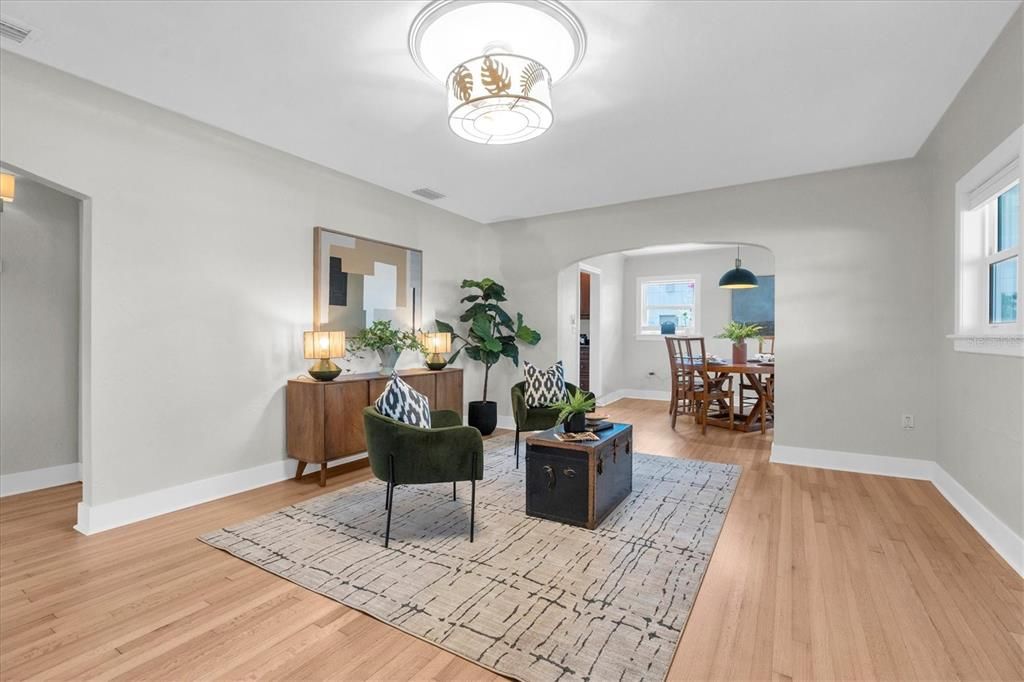 For Sale: $1,325,000 (6 beds, 5 baths, 3646 Square Feet)