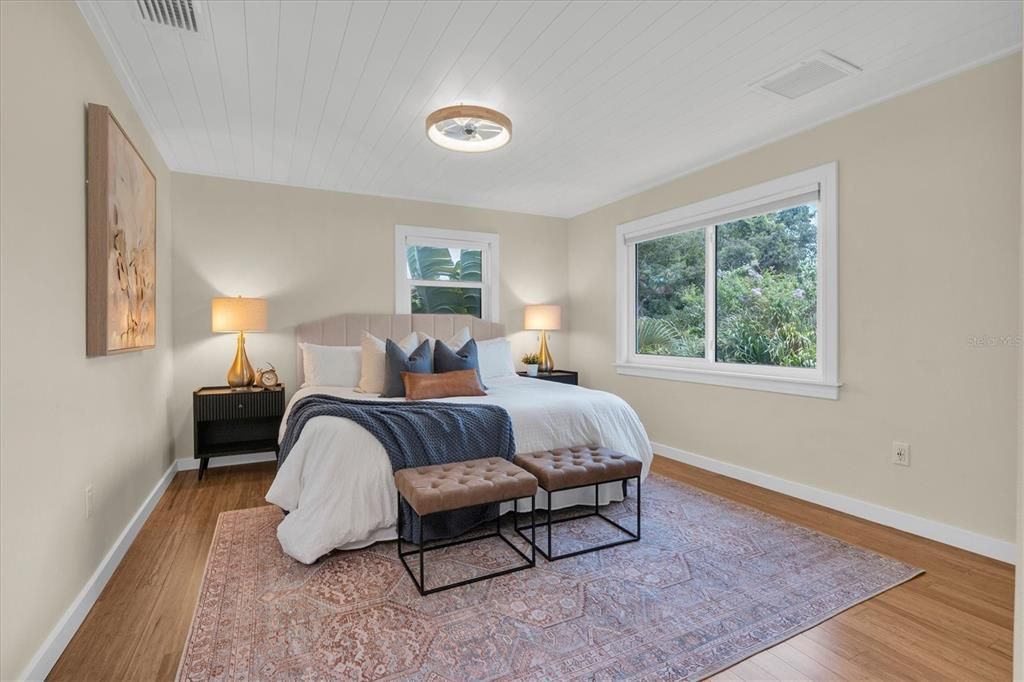 For Sale: $1,325,000 (6 beds, 5 baths, 3646 Square Feet)