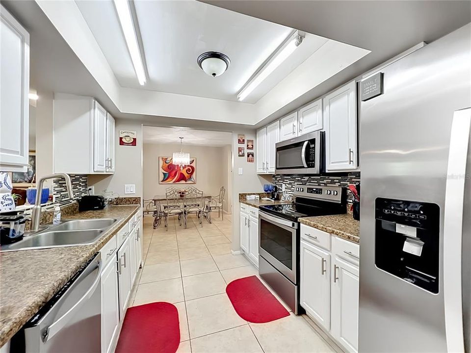 For Sale: $410,000 (3 beds, 2 baths, 1744 Square Feet)