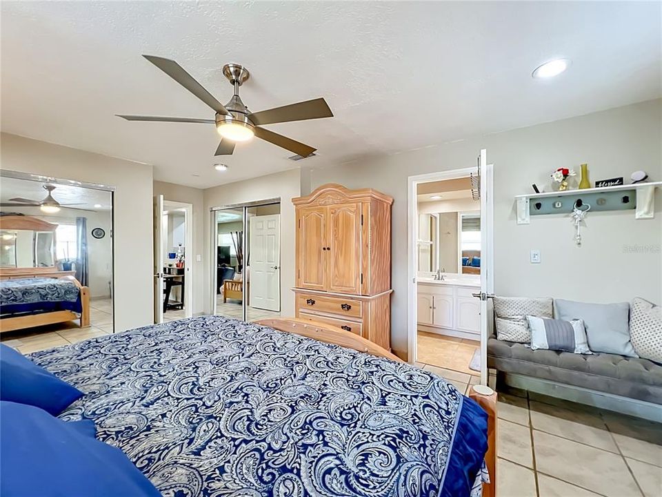 For Sale: $410,000 (3 beds, 2 baths, 1744 Square Feet)