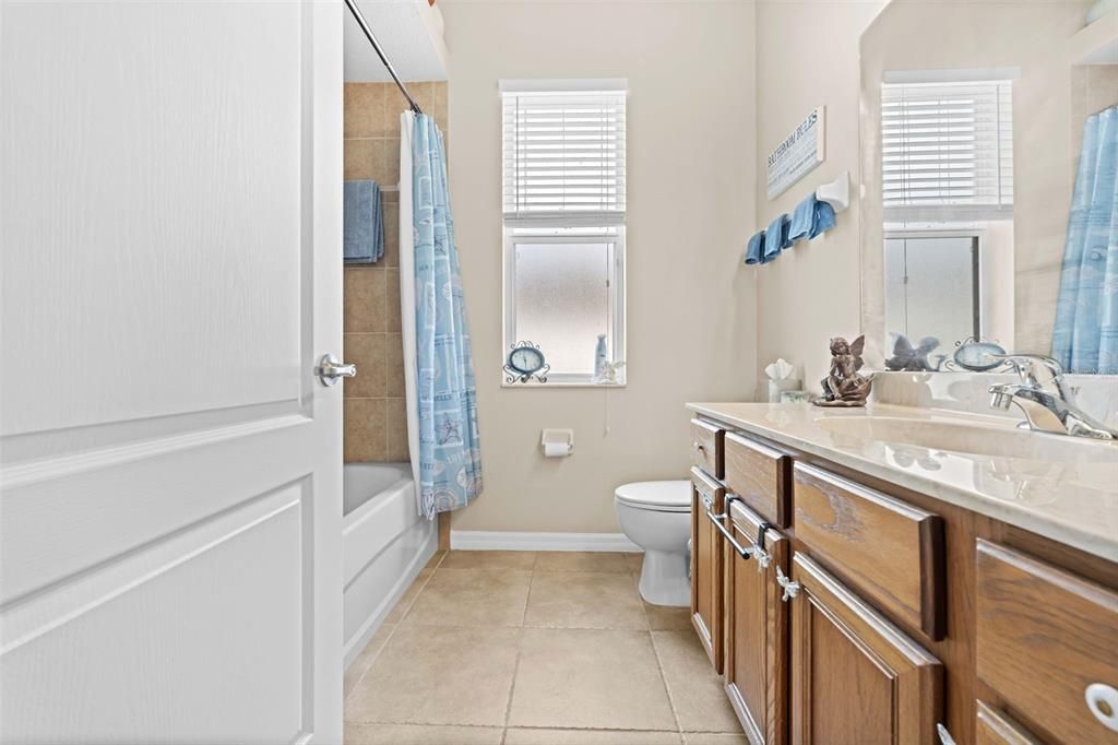 Active With Contract: $479,900 (3 beds, 3 baths, 2436 Square Feet)