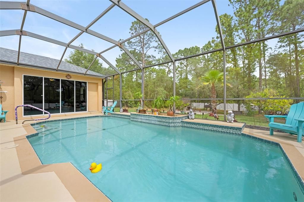 Active With Contract: $479,900 (3 beds, 3 baths, 2436 Square Feet)