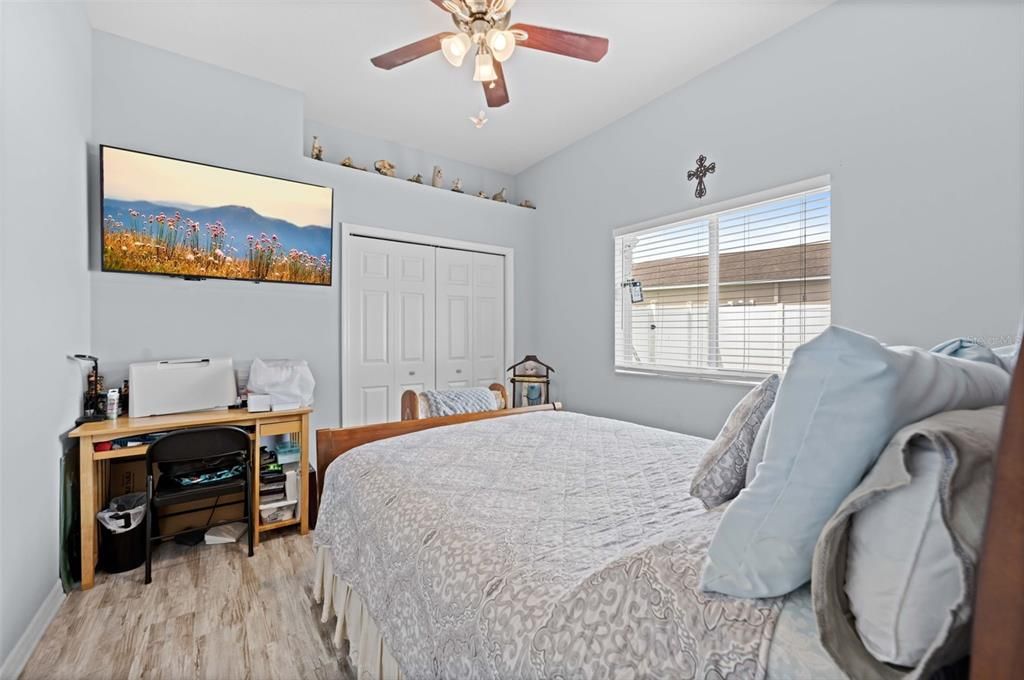 Active With Contract: $479,900 (3 beds, 3 baths, 2436 Square Feet)