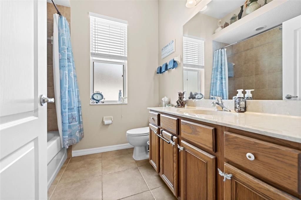 Active With Contract: $479,900 (3 beds, 3 baths, 2436 Square Feet)