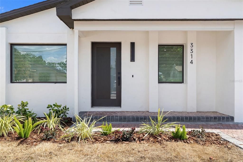 Active With Contract: $474,700 (3 beds, 3 baths, 1444 Square Feet)
