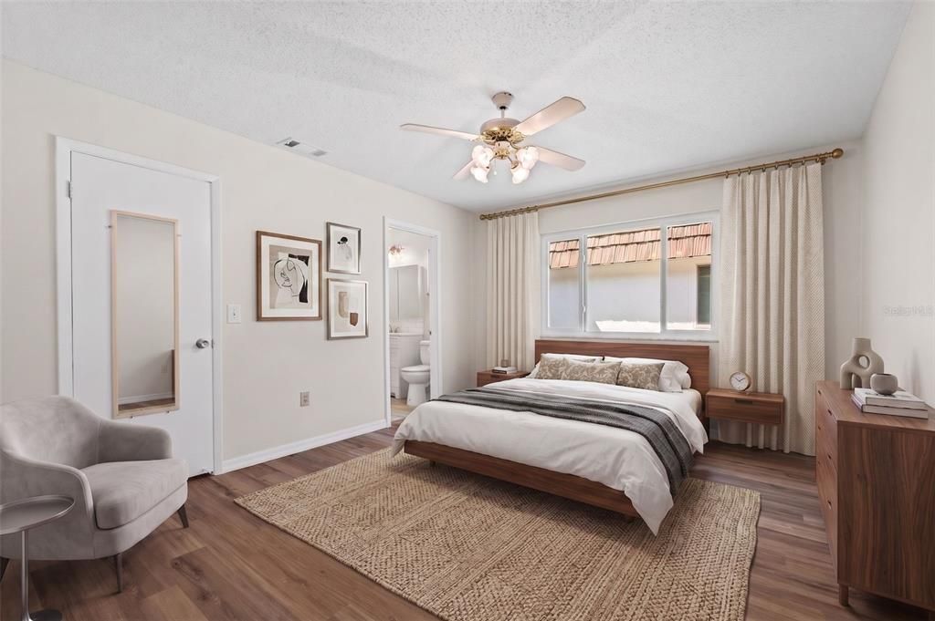 Active With Contract: $215,000 (2 beds, 2 baths, 1332 Square Feet)