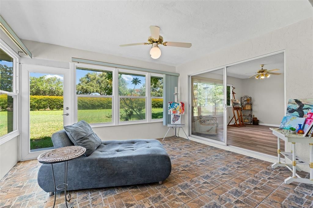 Active With Contract: $215,000 (2 beds, 2 baths, 1332 Square Feet)