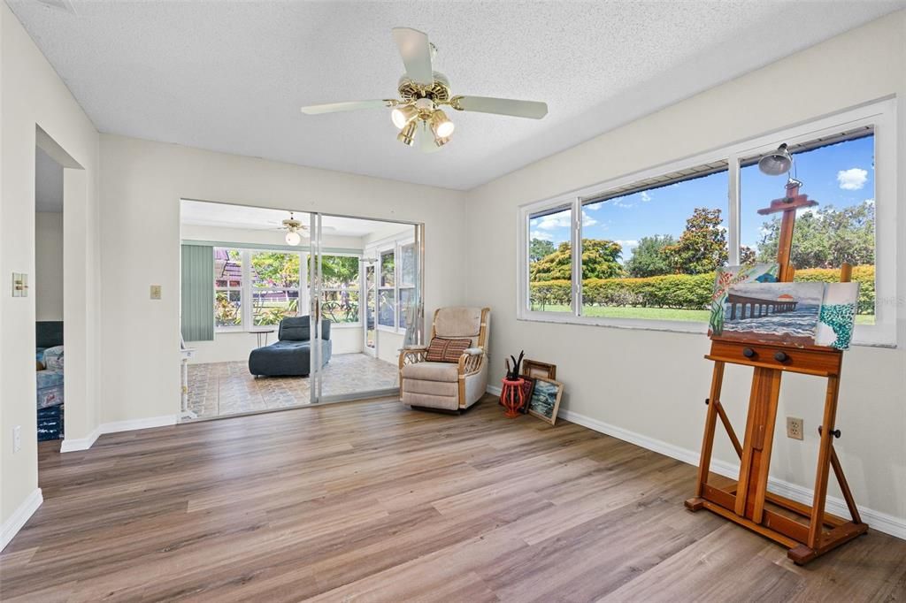 Active With Contract: $215,000 (2 beds, 2 baths, 1332 Square Feet)