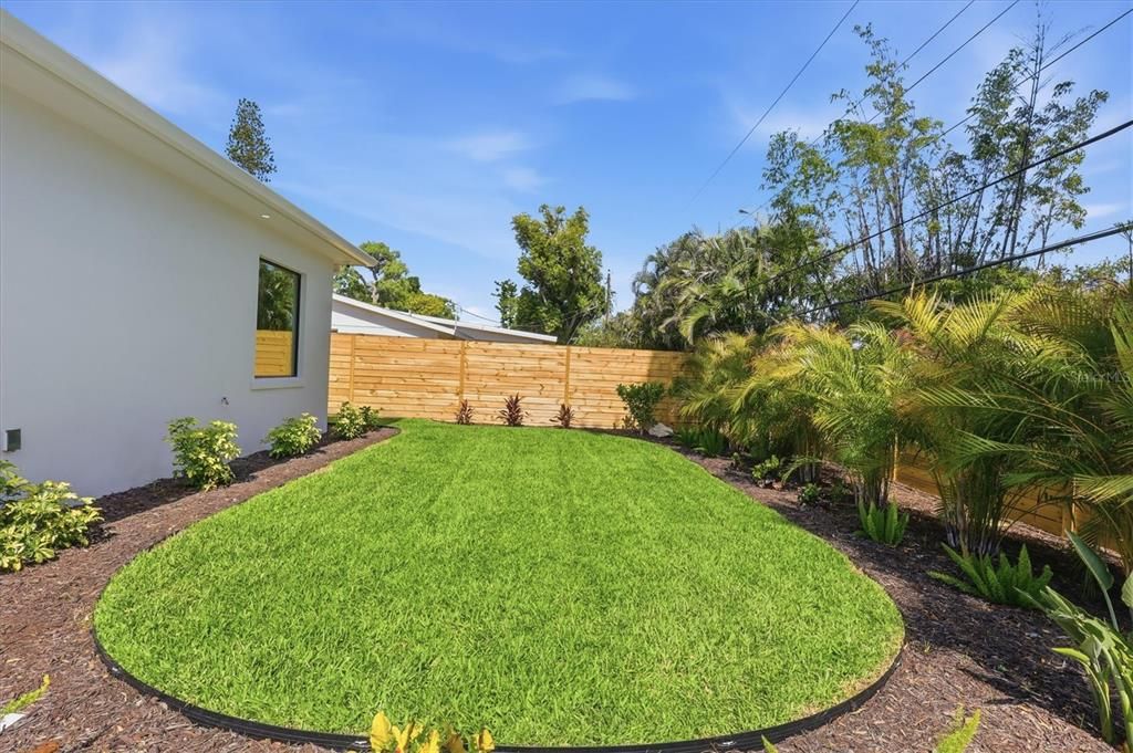 For Sale: $2,497,000 (5 beds, 5 baths, 3203 Square Feet)