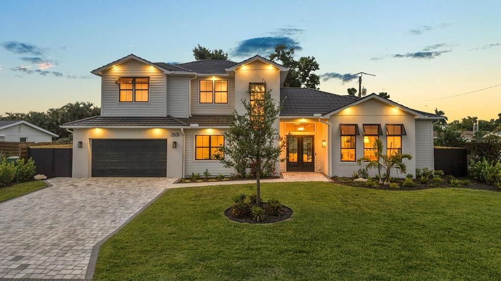 For Sale: $2,497,000 (5 beds, 5 baths, 3203 Square Feet)