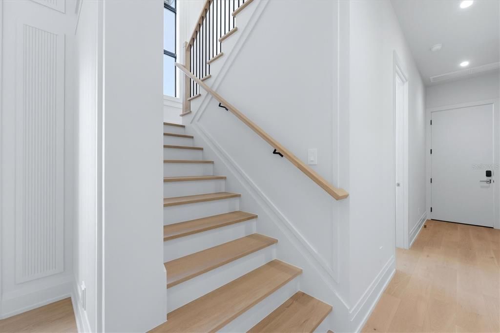 For Sale: $2,497,000 (5 beds, 5 baths, 3203 Square Feet)