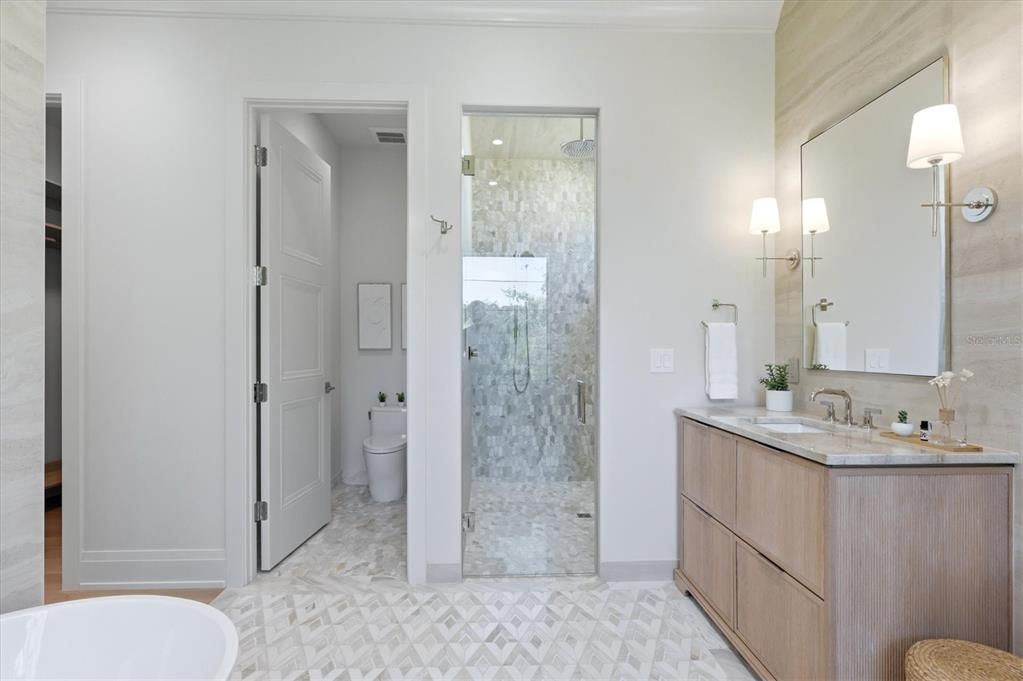 For Sale: $2,497,000 (5 beds, 5 baths, 3203 Square Feet)