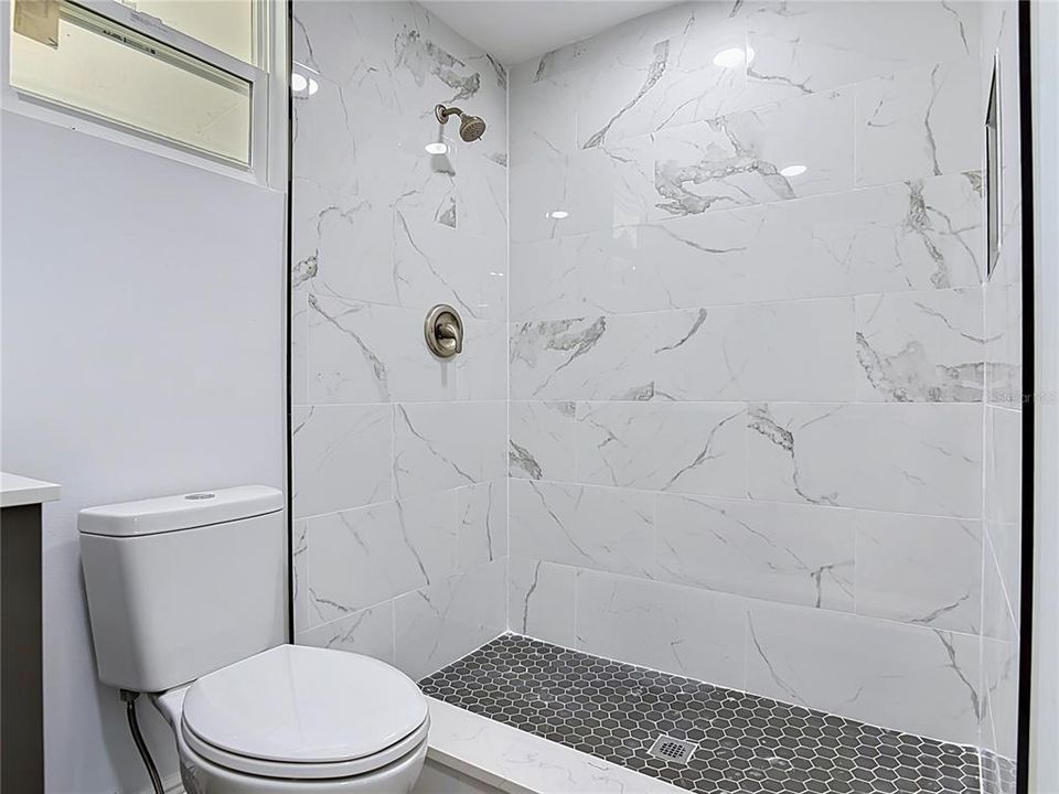 На продажу: $345,000 (0 спален, 0 ванн, 1269 Квадратных фут)