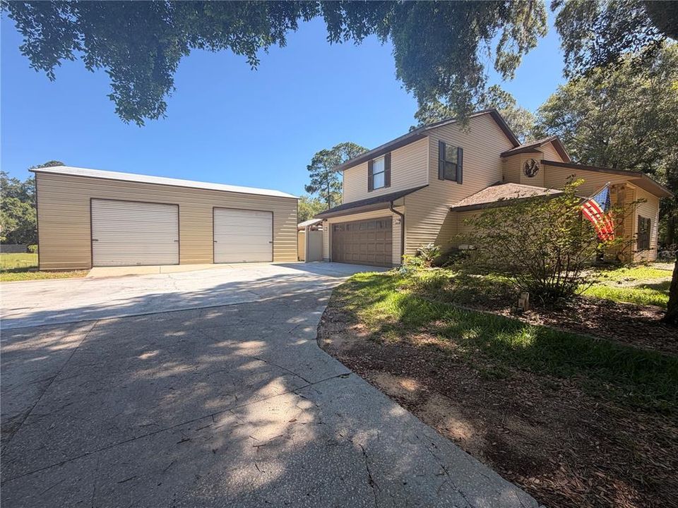 Recently Sold: $362,000 (3 beds, 3 baths, 2104 Square Feet)